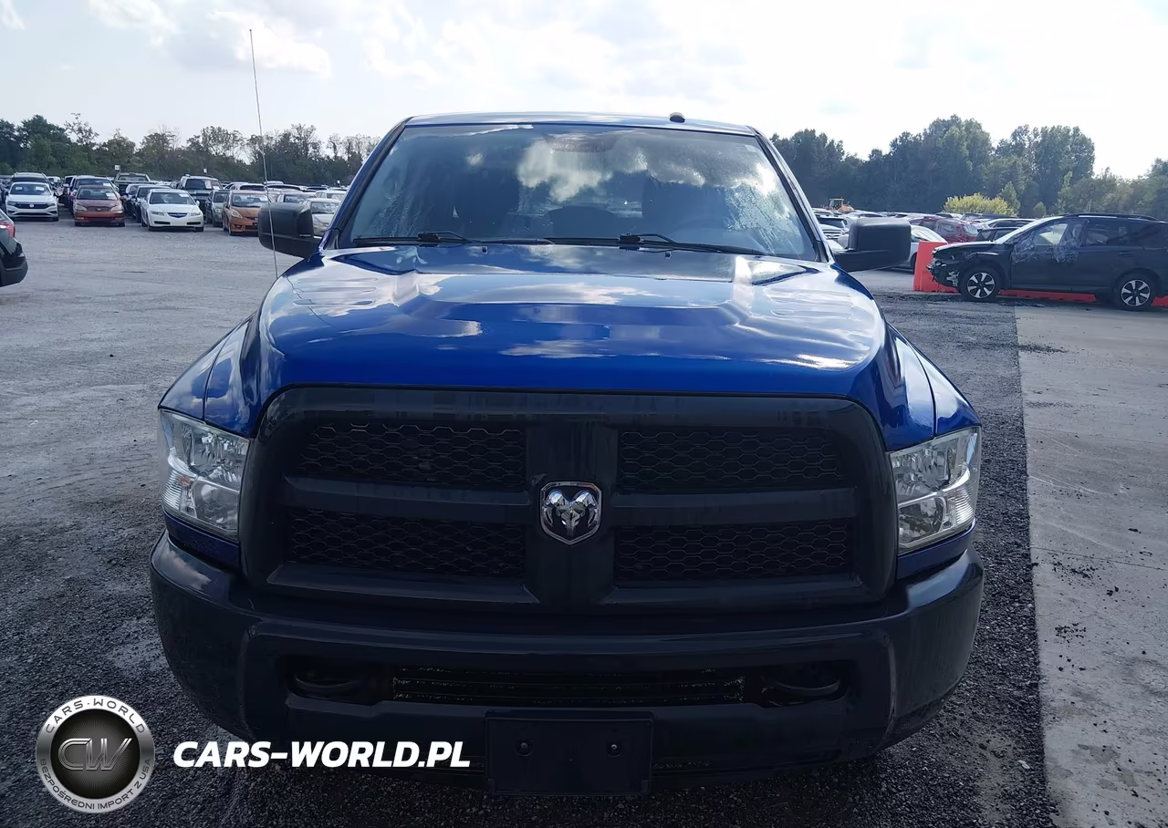 2018 Ram 2500 Tradesman 4X4 8' Box VIN:3C6TR5HT9JG375226 - 17