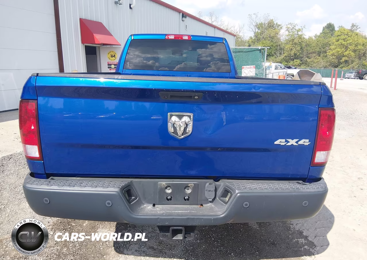 2018 Ram 2500 Tradesman 4X4 8' Box VIN:3C6TR5HT9JG375226 - 21