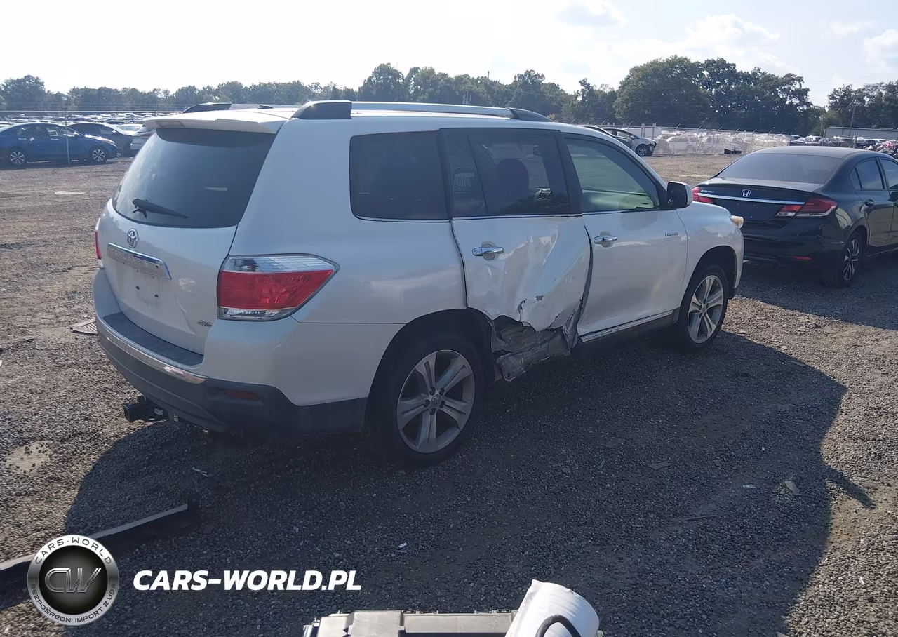 2013 Toyota Highlander Limited V6 VIN:5TDDK3EH6DS244377 - 4