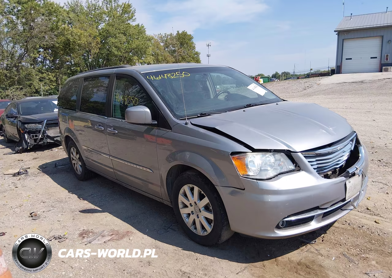 2016 Chrysler Town & Country Touring