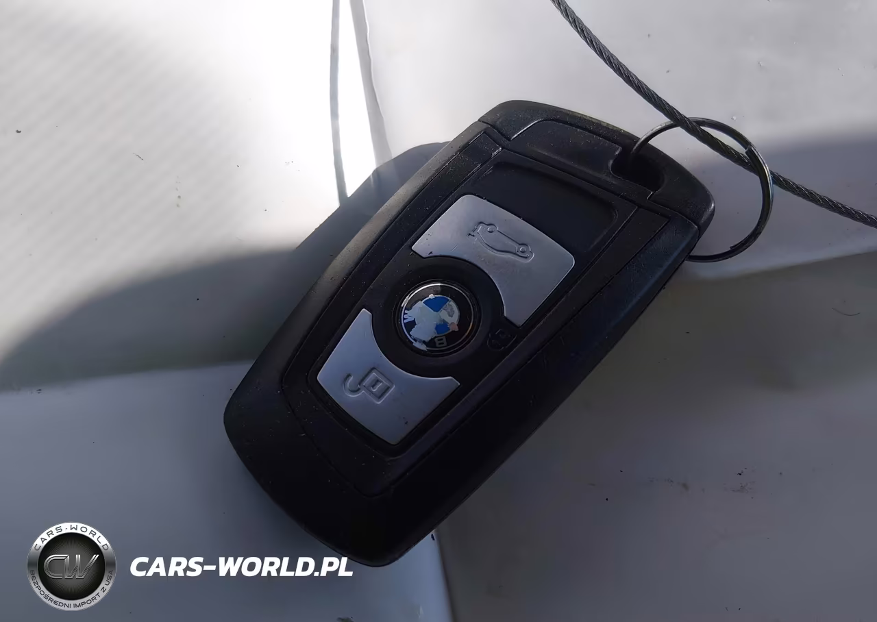 2015 BMW 3 Series 328I VIN:WBA3A5G55FNS87384 - 11