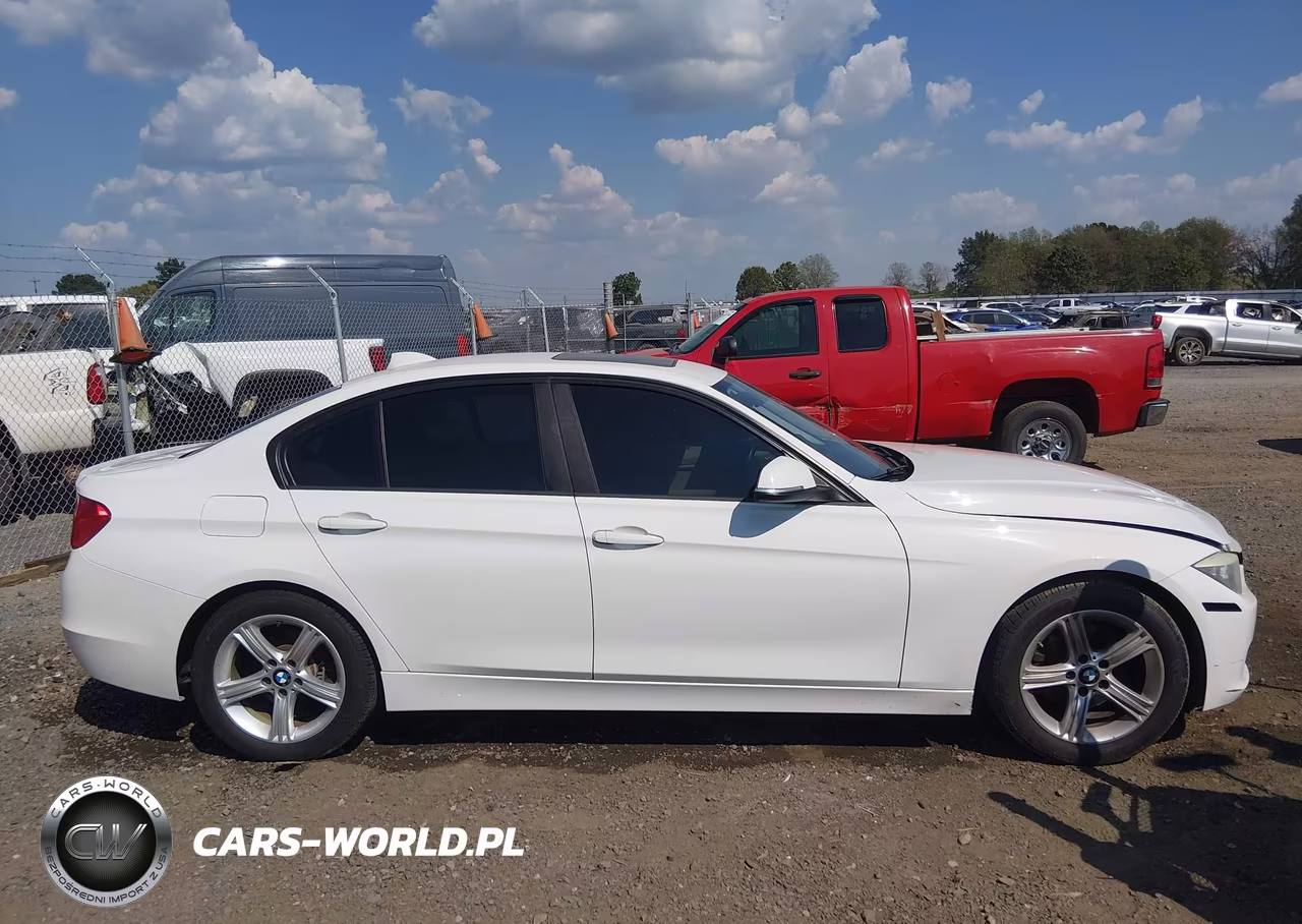 2015 BMW 3 Series 328I VIN:WBA3A5G55FNS87384 - 13