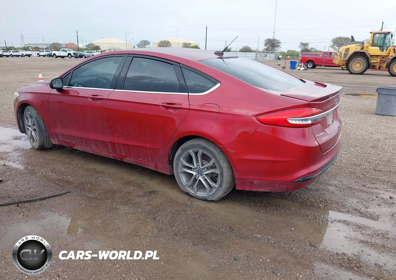 2017 Ford Fusion S VIN:3FA6P0G72HR413127 - 3