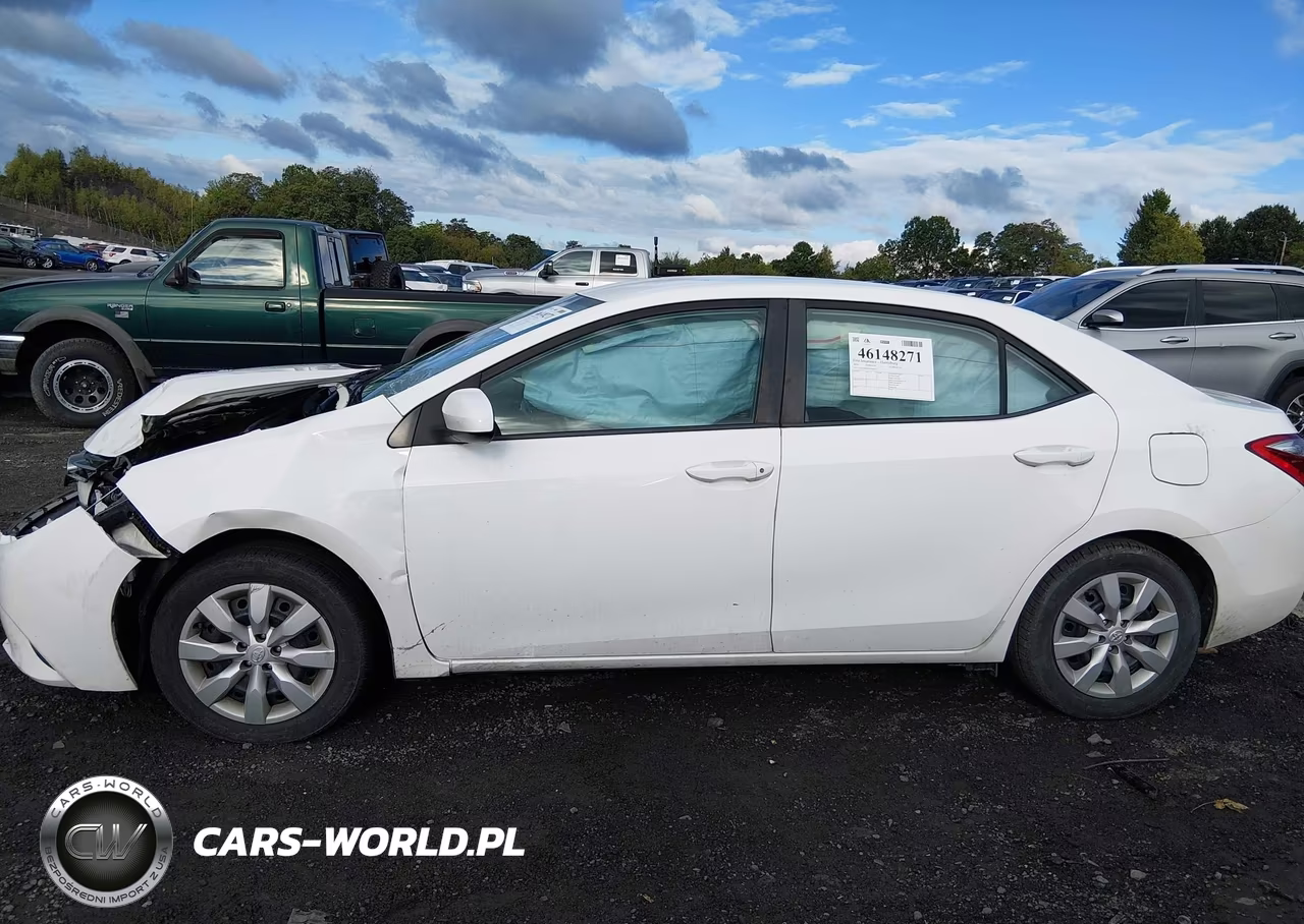 2016 Toyota Corolla Le VIN:2T1BURHE7GC684322 - 14