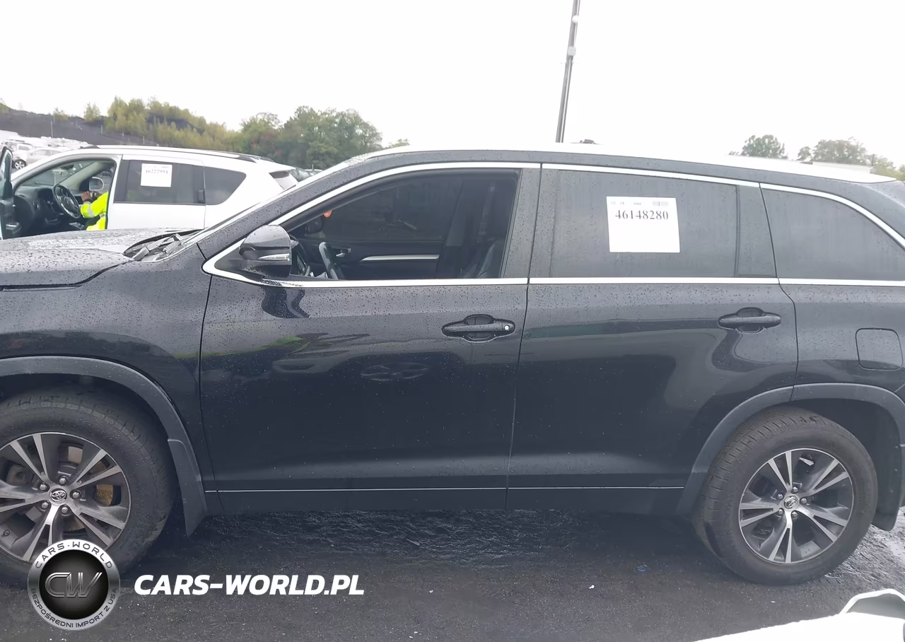 2016 Toyota Highlander Xle V6 VIN:5TDJKRFH4GS230969 - 14