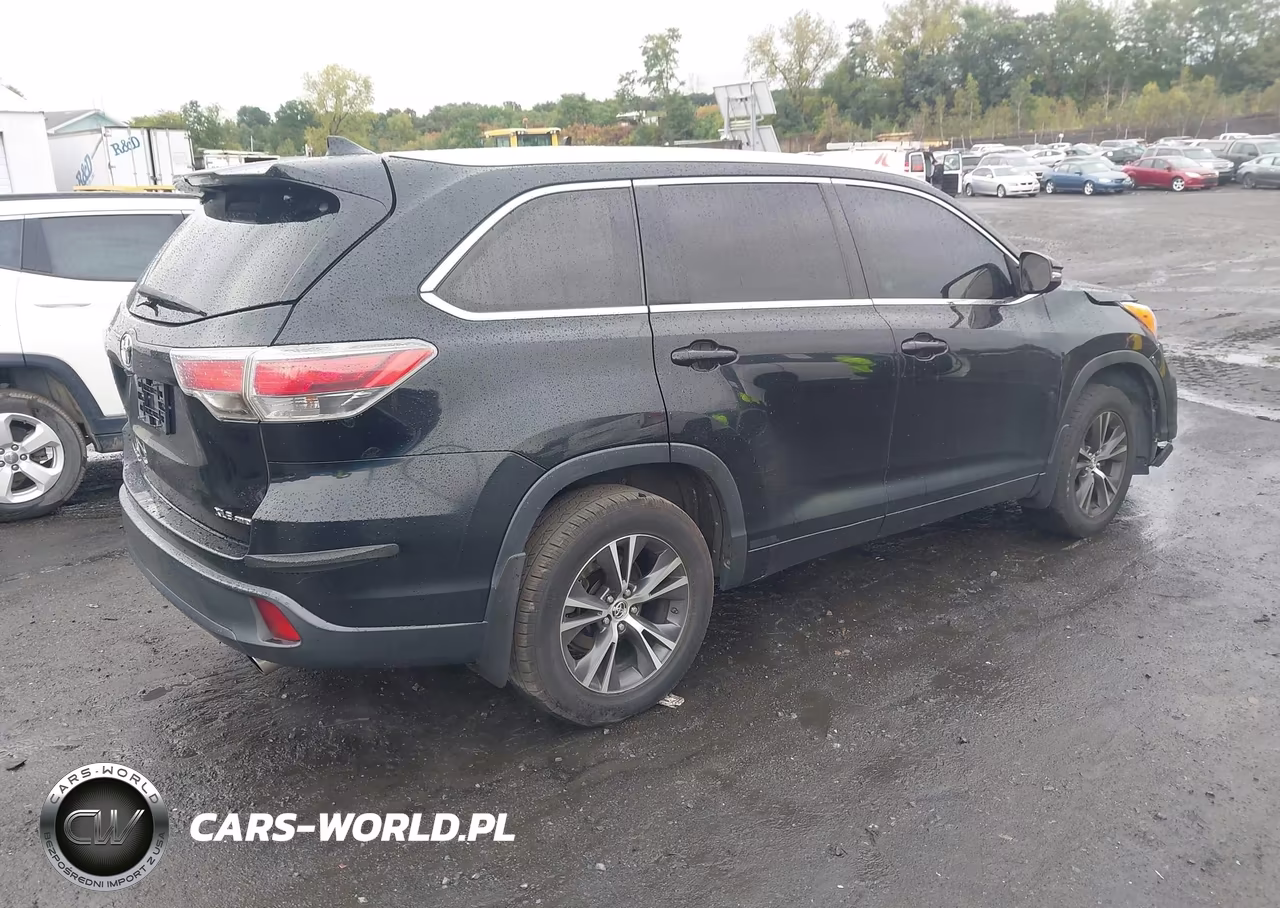 2016 Toyota Highlander Xle V6 VIN:5TDJKRFH4GS230969 - 4