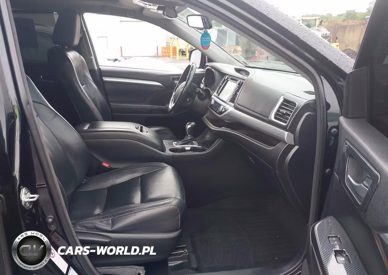 2016 Toyota Highlander Xle V6 VIN:5TDJKRFH4GS230969 - 5