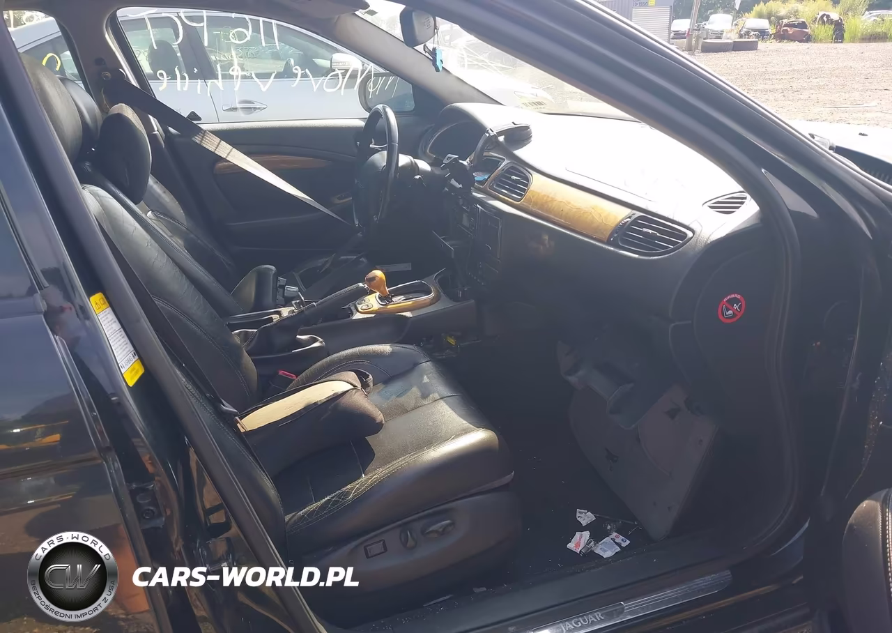 2002 Jaguar S-Type Sport VIN:SAJDA03P42GM36417 - 5
