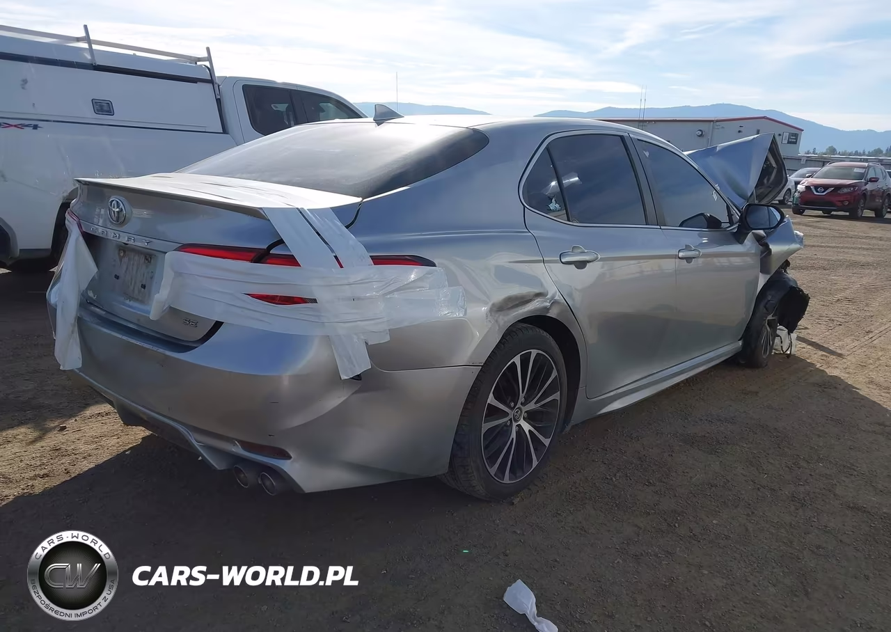 2019 Toyota Camry Se VIN:4T1B11HK0KU783409 - 4