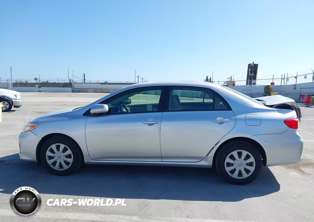 2011 Toyota Corolla Le VIN:JTDBU4EE3BJ101880 - 14