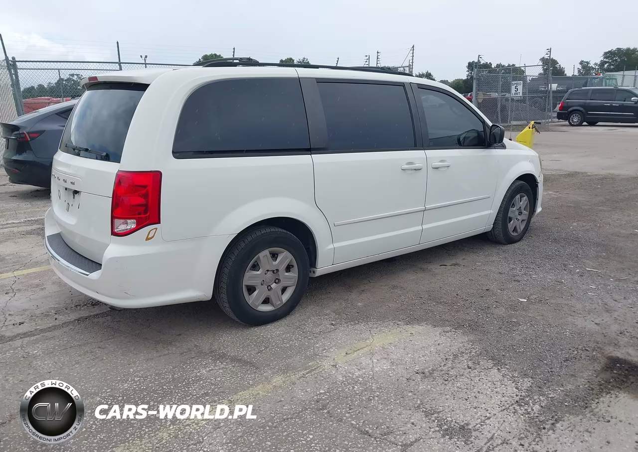 2011 Dodge Grand Caravan Express VIN:2D4RN4DG3BR715275 - 4