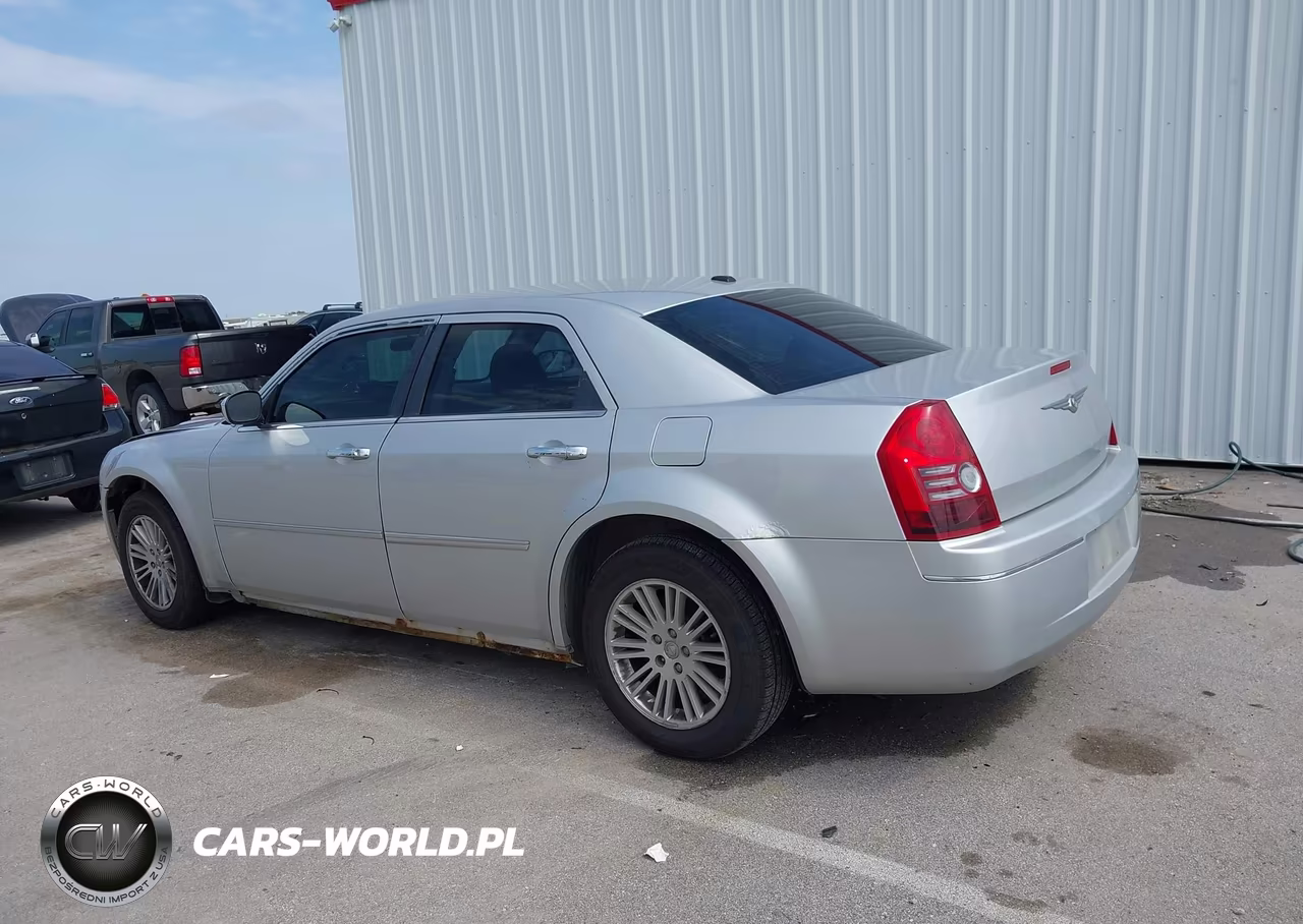 2010 Chrysler 300 Touring-Signature Series-Executive Series VIN:2C3CA5CV2AH191694 - 15