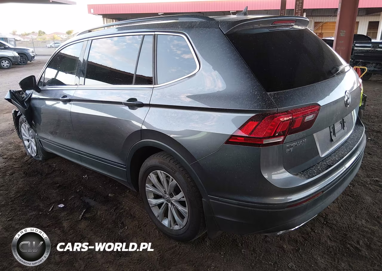 2019 Volkswagen Tiguan 2.0T Se-2.0T Sel-2.0T Sel R-Line-2.0T Sel R-Line Black VIN:3VV3B7AX3KM056284 - 3