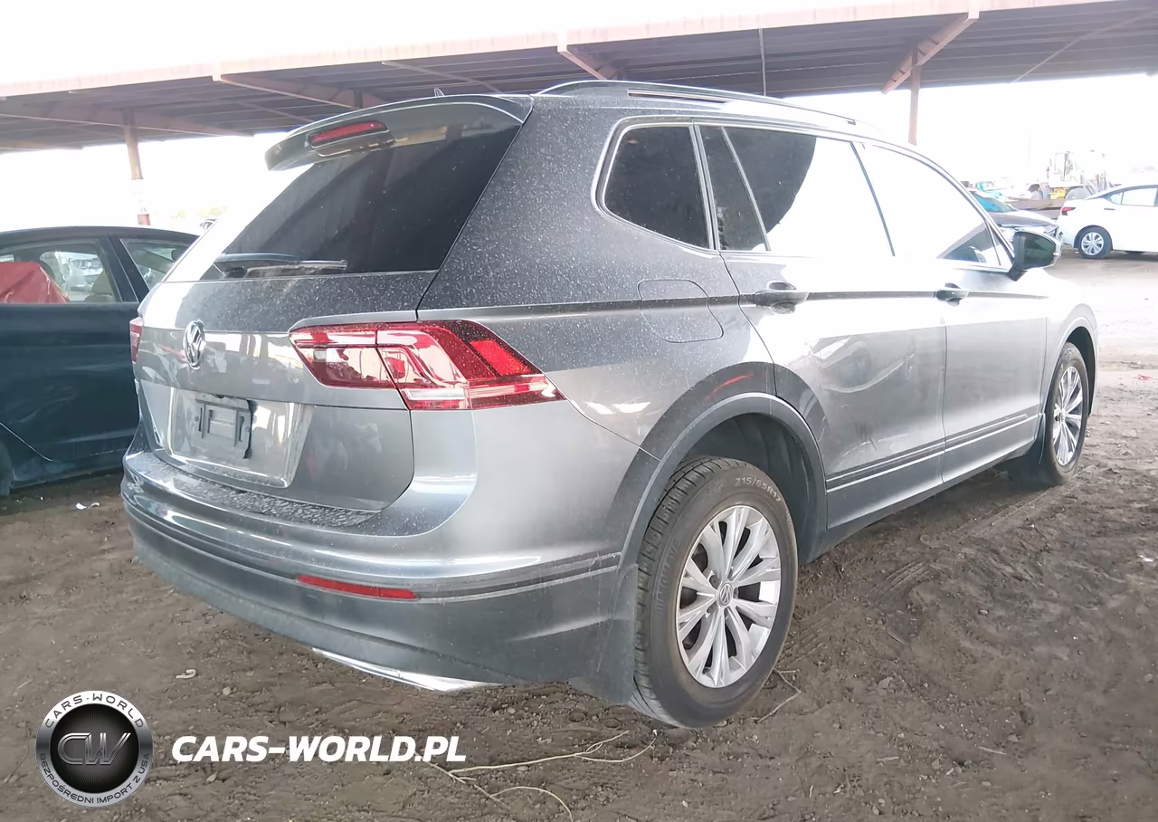 2019 Volkswagen Tiguan 2.0T Se-2.0T Sel-2.0T Sel R-Line-2.0T Sel R-Line Black VIN:3VV3B7AX3KM056284 - 4