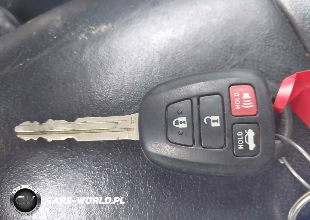 2016 Toyota Corolla Le VIN:5YFBURHE7GP472567 - 11