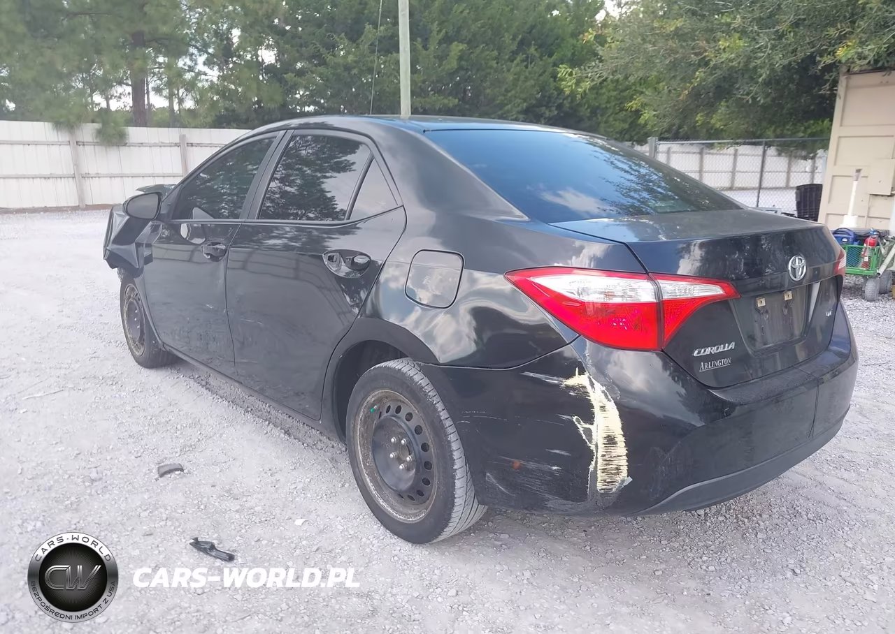 2016 Toyota Corolla Le VIN:5YFBURHE7GP472567 - 3