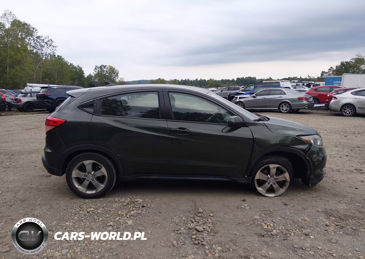 2018 Honda Hr-V Lx VIN:3CZRU6H31JM715097 - 14