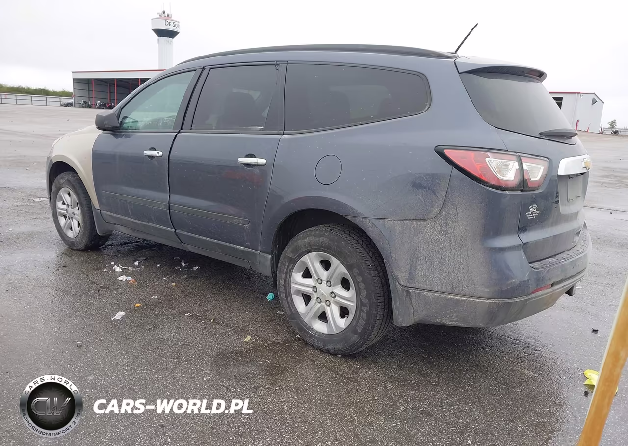 2014 Chevrolet Traverse Ls VIN:1GNKRFED9EJ304031 - 3