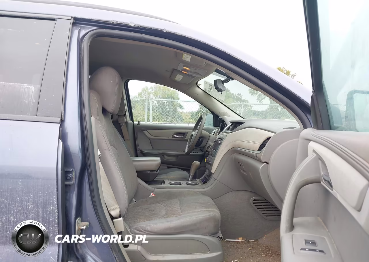 2014 Chevrolet Traverse Ls VIN:1GNKRFED9EJ304031 - 5