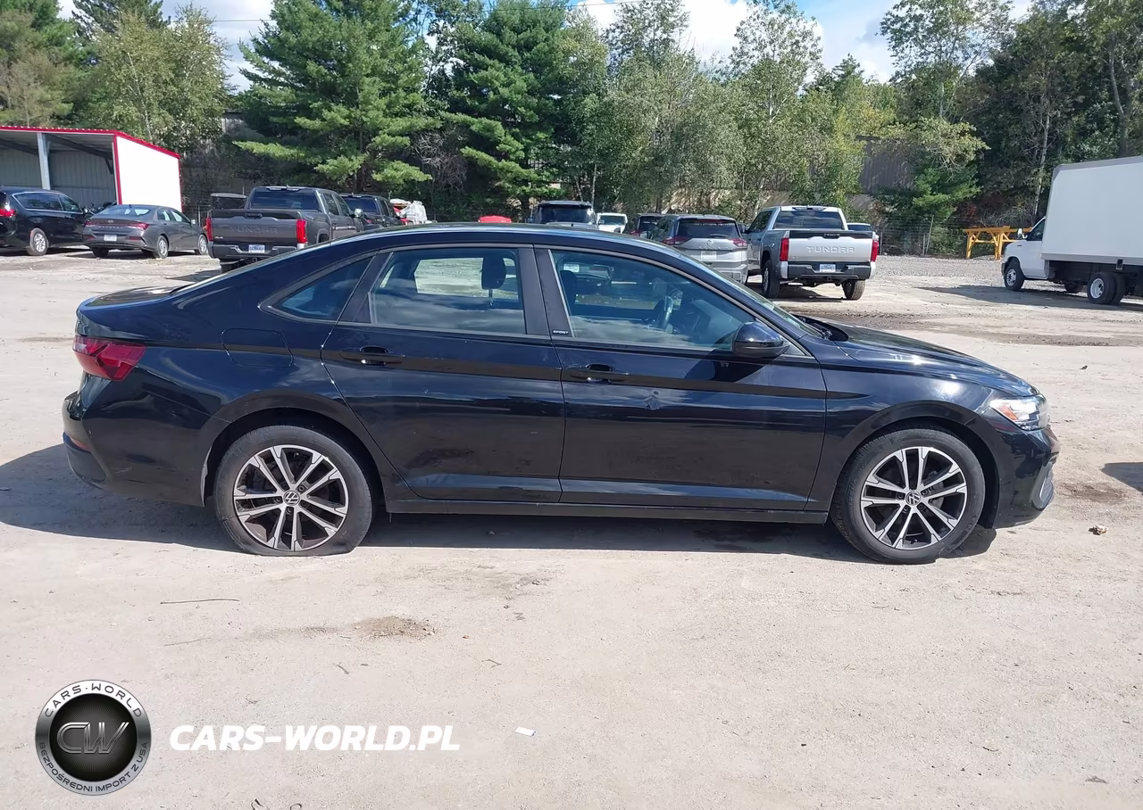 2024 Volkswagen Jetta 1.5T Sport VIN:3VWBM7BU6RM074505 - 12