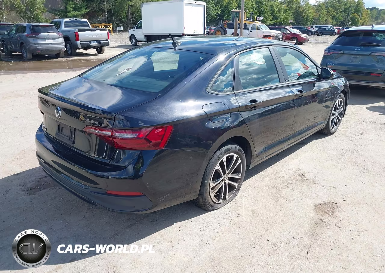 2024 Volkswagen Jetta 1.5T Sport VIN:3VWBM7BU6RM074505 - 4