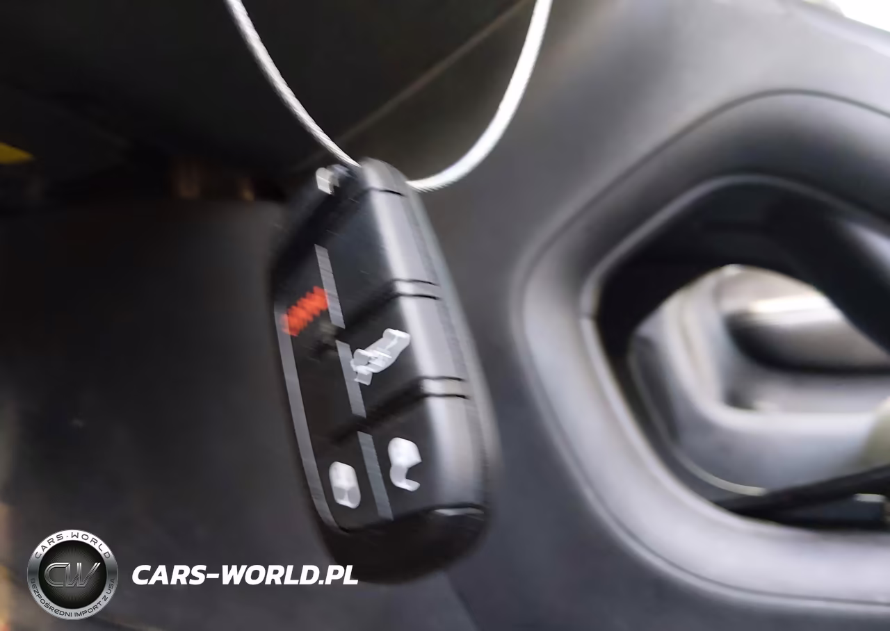 2015 Chrysler 200 S VIN:1C3CCCBGXFN518164 - 11