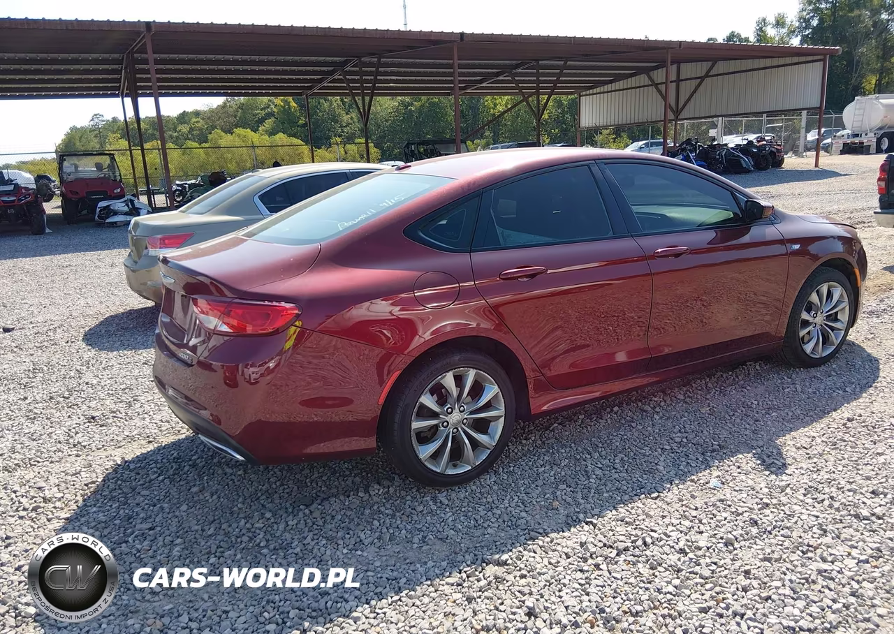 2015 Chrysler 200 S VIN:1C3CCCBGXFN518164 - 4