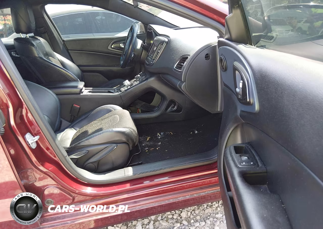 2015 Chrysler 200 S VIN:1C3CCCBGXFN518164 - 5