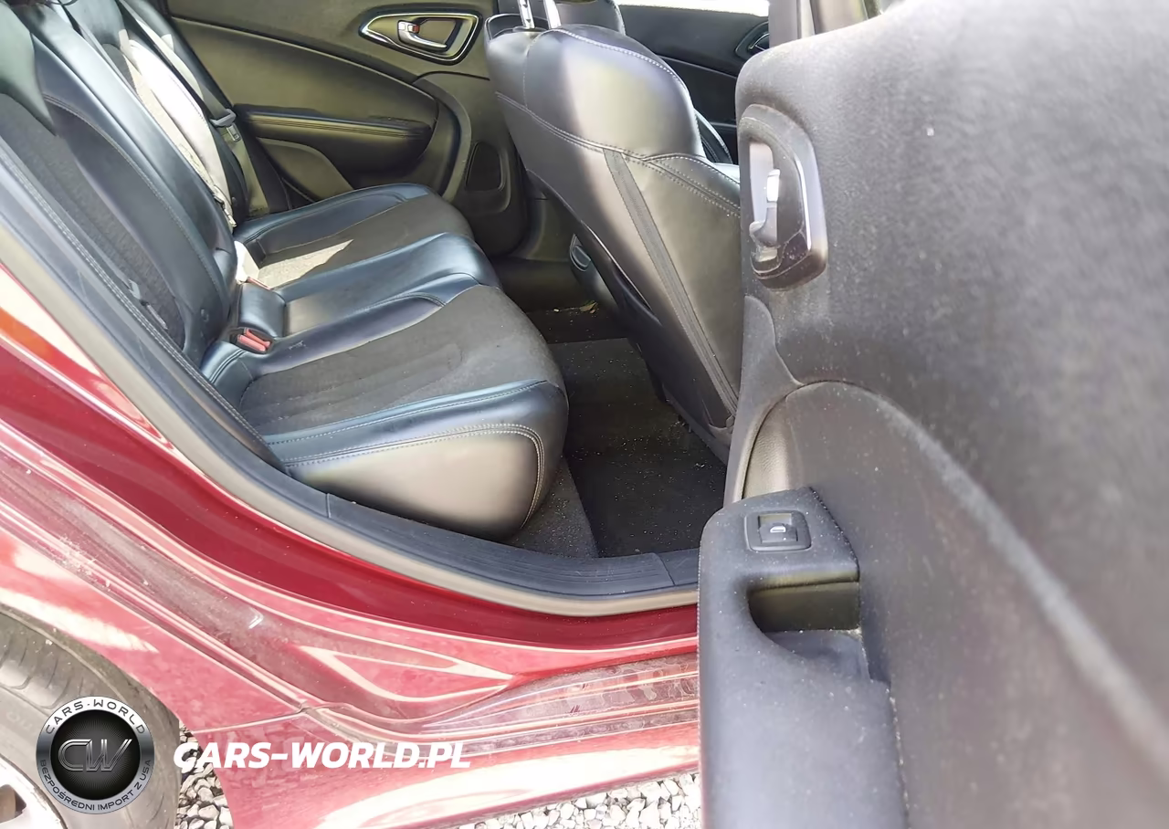 2015 Chrysler 200 S VIN:1C3CCCBGXFN518164 - 8