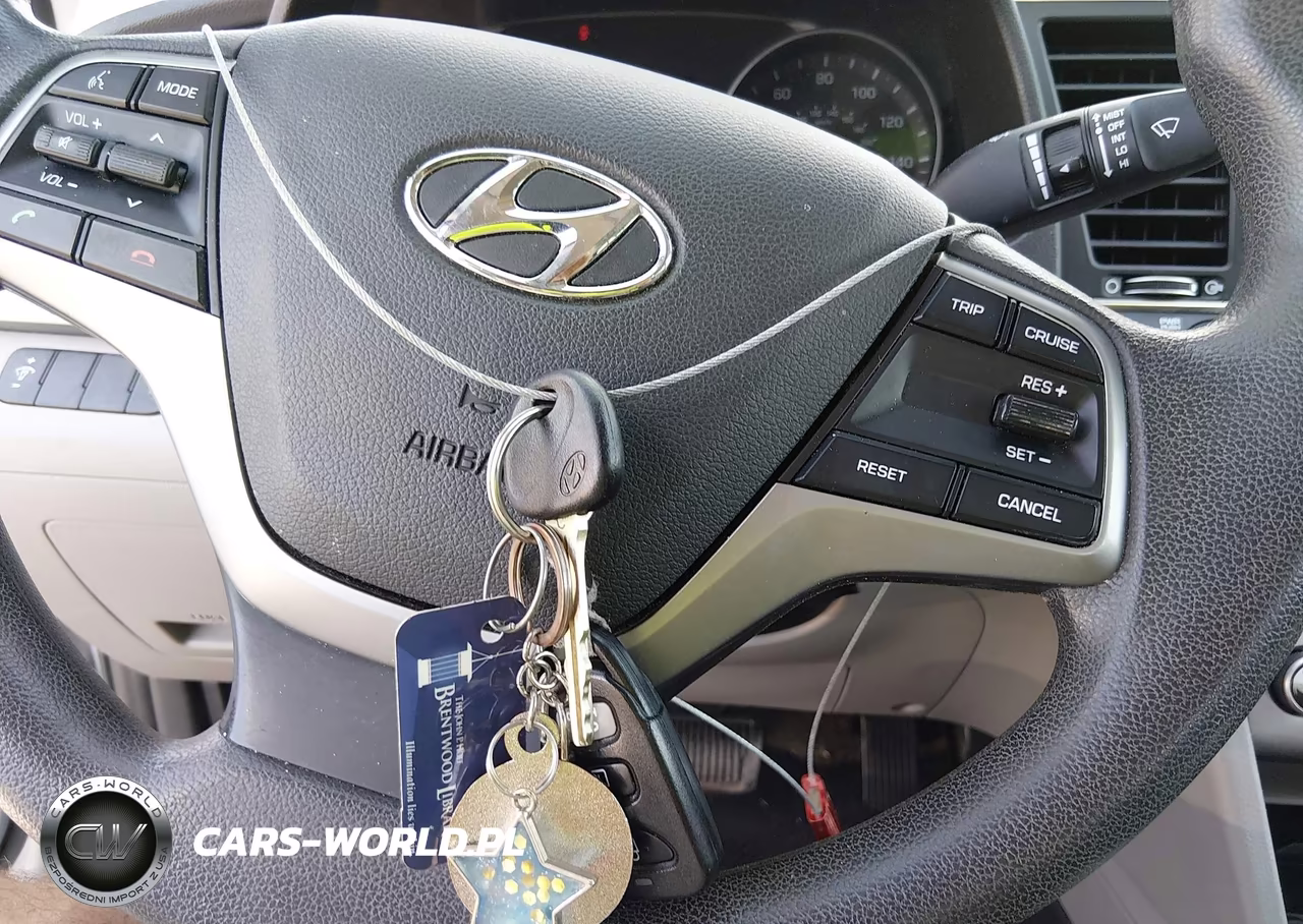 2018 Hyundai Elantra Se VIN:5NPD74LF2JH298382 - 11