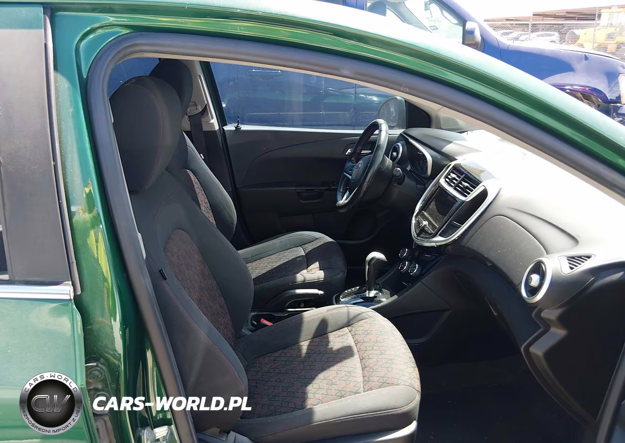 2018 Chevrolet Sonic Lt Auto VIN:1G1JD6SH6J4104350 - 5