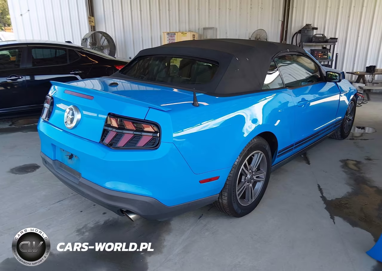 2012 Ford Mustang V6 Premium VIN:1ZVBP8EM0C5282952 - 4