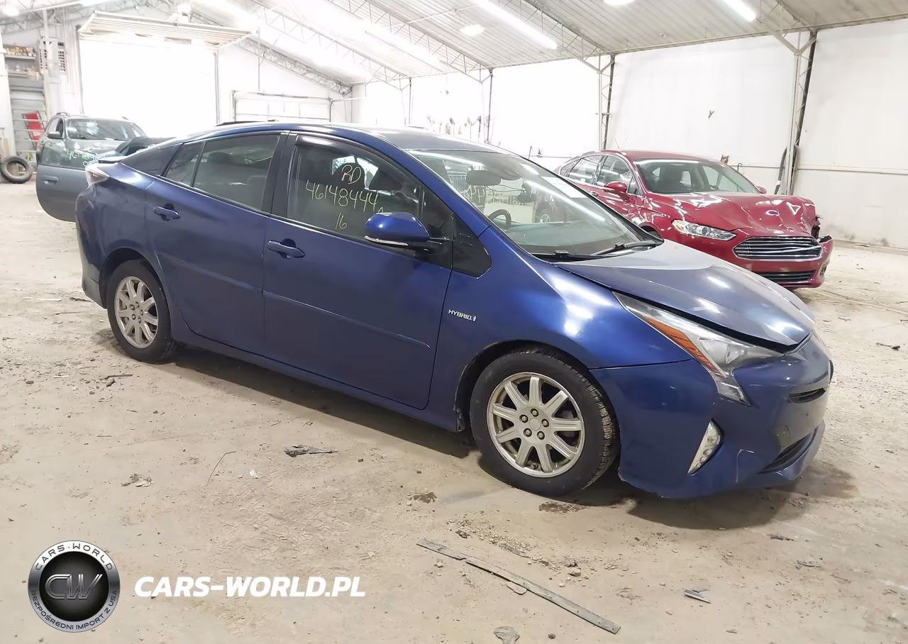 2016 Toyota Prius Four Touring