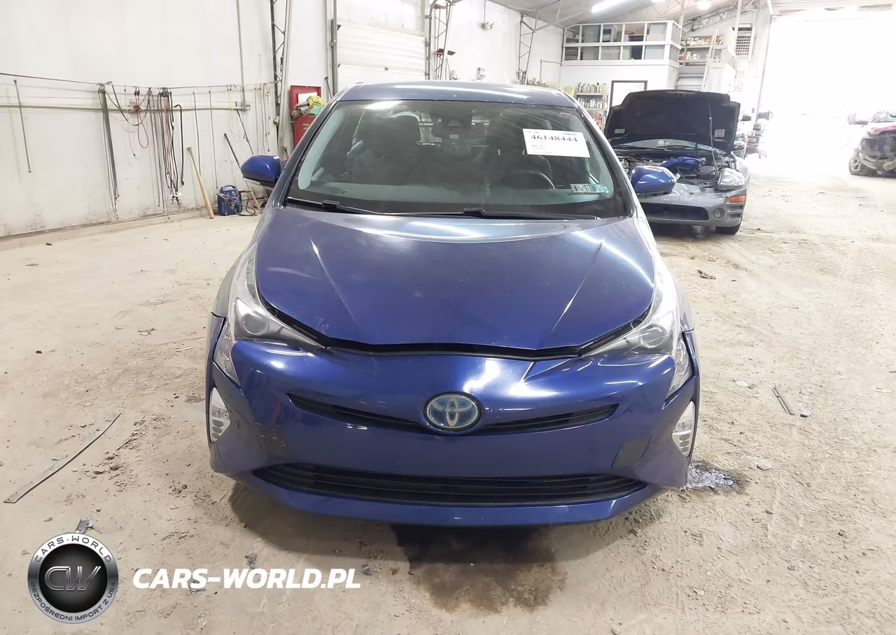 2016 Toyota Prius Four Touring VIN:JTDKARFU8G3524932 - 12