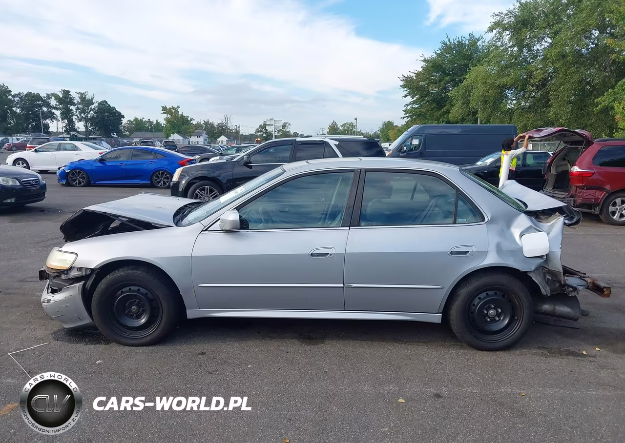 2002 Honda Accord 3.0 Ex VIN:1HGCG16542A080502 - 14