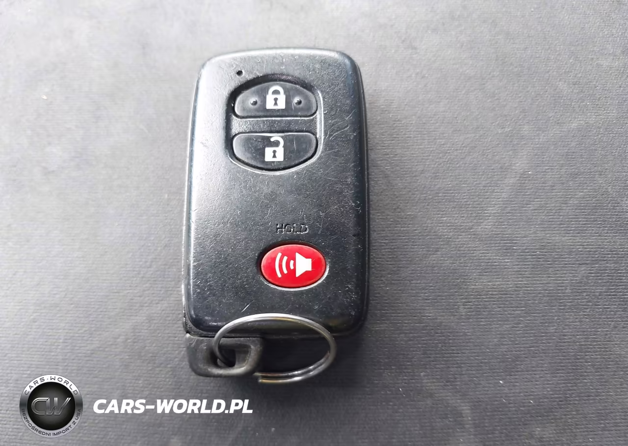 2012 Toyota Prius V Three VIN:JTDZN3EU7C3154276 - 11