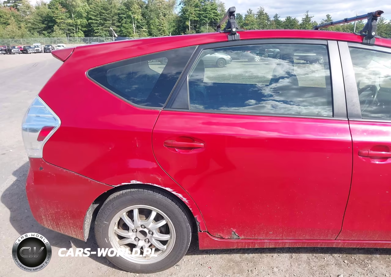 2012 Toyota Prius V Three VIN:JTDZN3EU7C3154276 - 17
