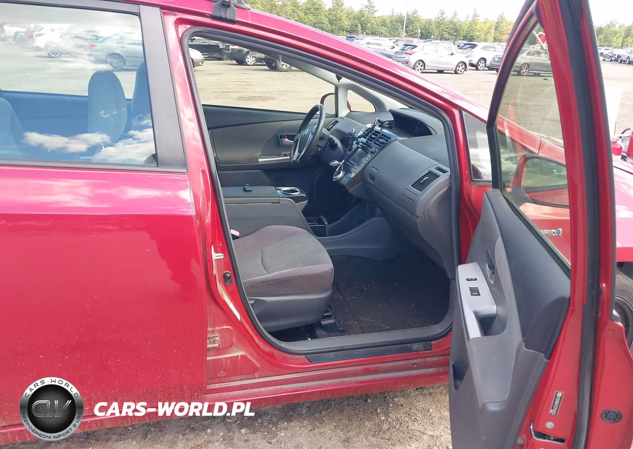 2012 Toyota Prius V Three VIN:JTDZN3EU7C3154276 - 5