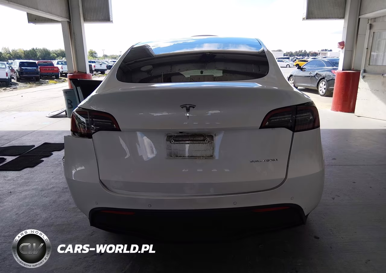 2021 Tesla Model Y Long Range VIN:5YJYGDEE6MF191327 - 15