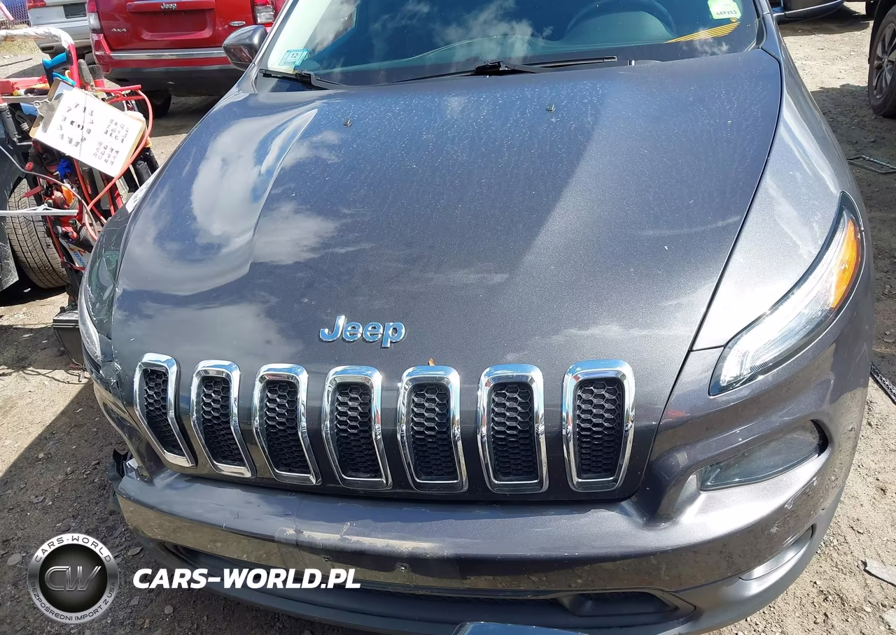 2015 Jeep Cherokee Latitude VIN:1C4PJMCS7FW795330 - 13