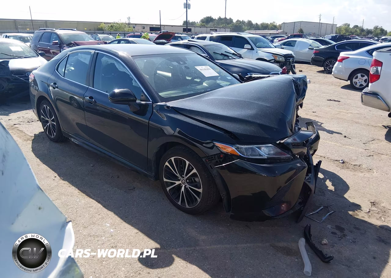 2020 Toyota Camry Se – zdjęcie 1 z 16