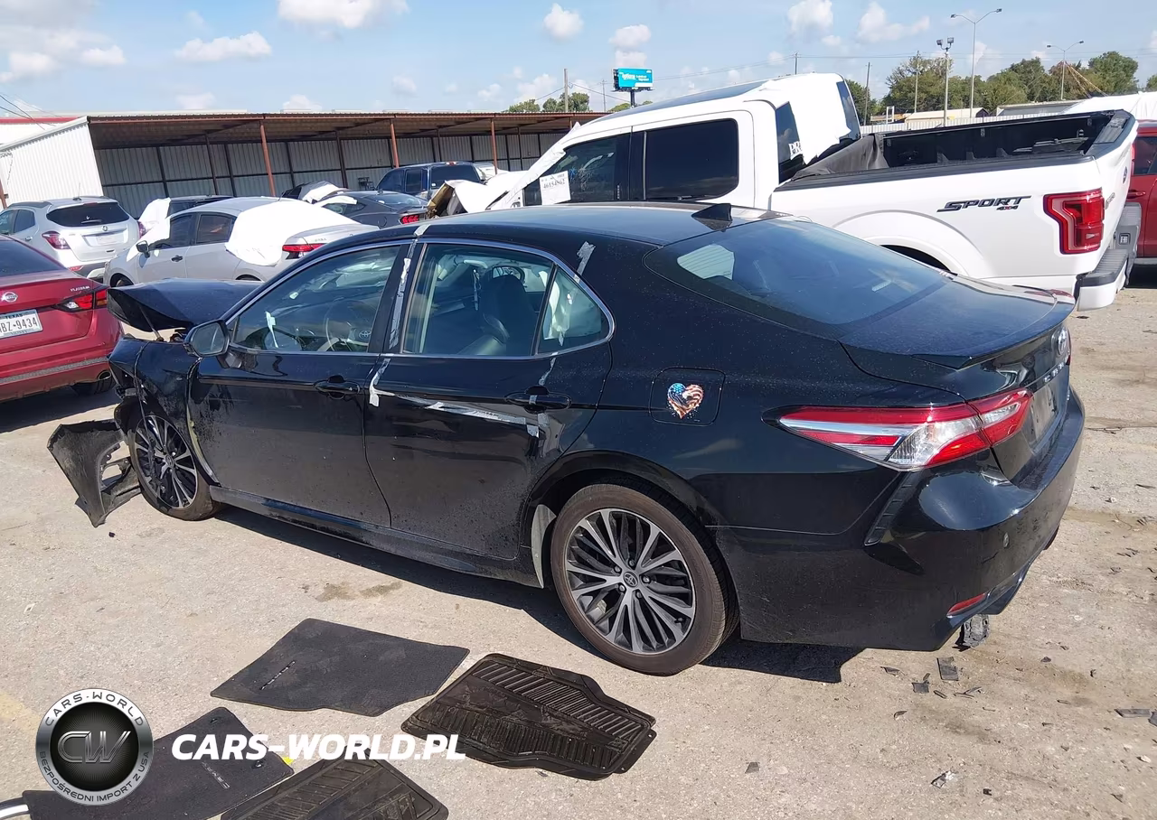 2020 Toyota Camry Se VIN:4T1G11AK6LU382545 - 14