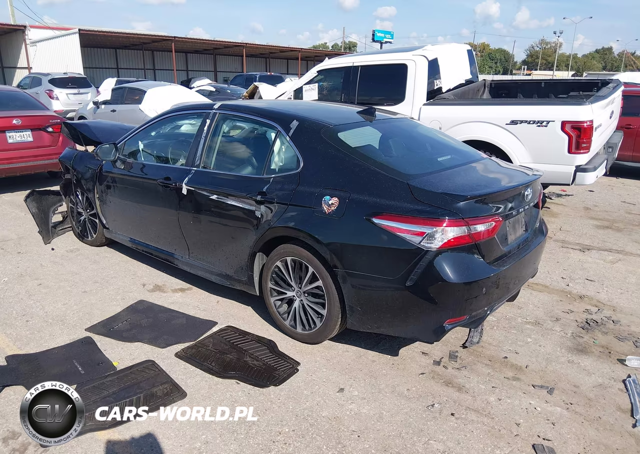 2020 Toyota Camry Se VIN:4T1G11AK6LU382545 - 3
