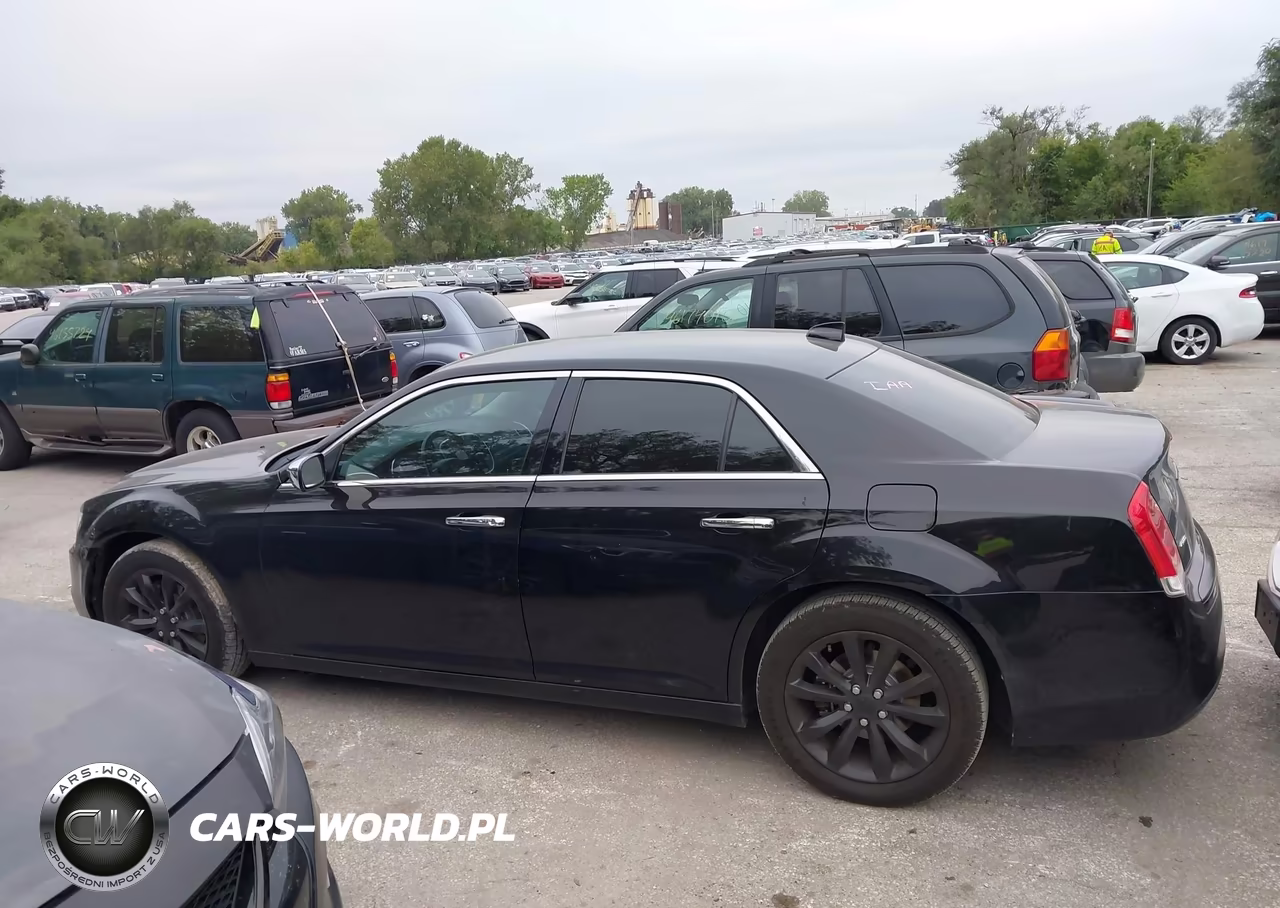 2018 Chrysler 300 Limited Awd VIN:2C3CCAKG9JH177541 - 14