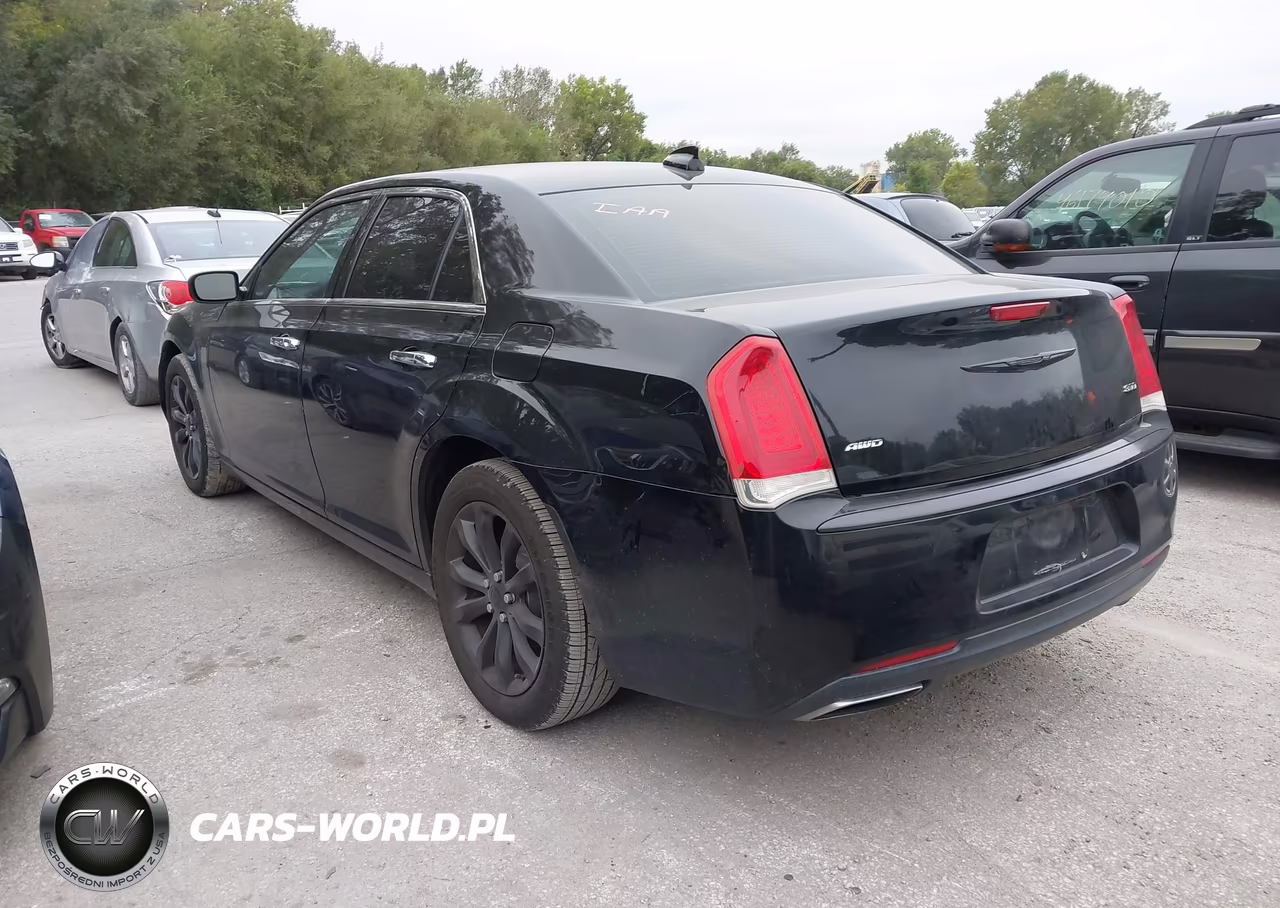 2018 Chrysler 300 Limited Awd VIN:2C3CCAKG9JH177541 - 3