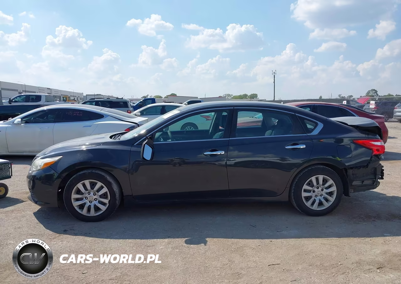 2017 Nissan Altima 2.5 S VIN:1N4AL3AP4HN337848 - 13