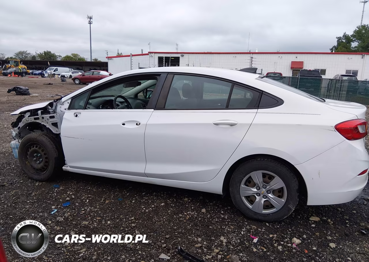 2017 Chevrolet Cruze Ls Auto VIN:1G1BC5SM2H7113893 - 15
