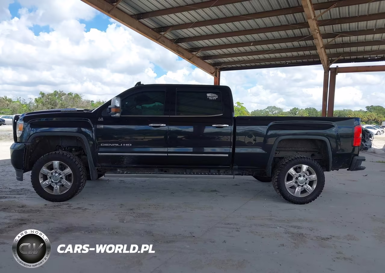 2018 GMC Sierra 2500Hd Denali VIN:1GT12UEY6JF161164 - 14