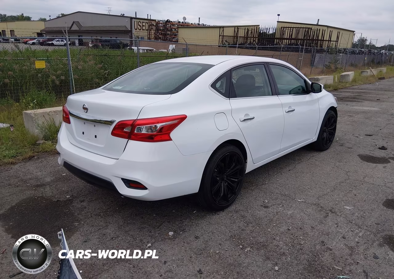 2019 Nissan Sentra S VIN:3N1AB7AP0KY352302 - 4