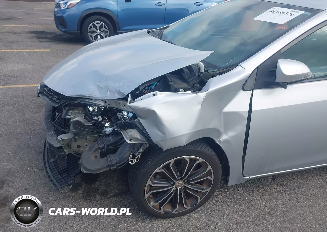2015 Toyota Corolla S Plus VIN:5YFBURHE6FP349941 - 17